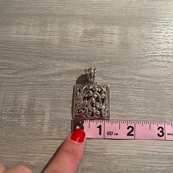 Beautiful Vintage Silver Barse Pendant. - Picture 6 of 7
